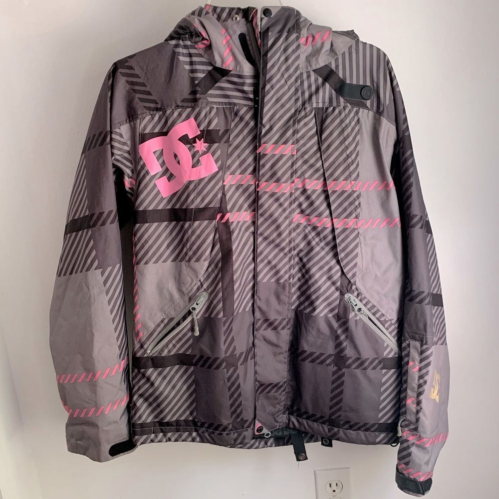 DC Ski / Snowboard / Snow Jacket - Size Small